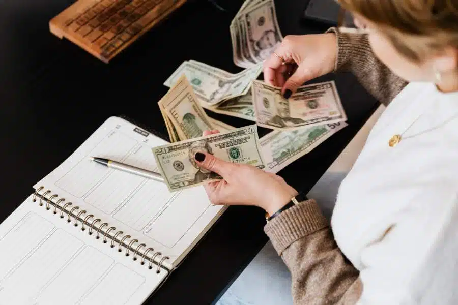 How Much Does it Cost to Sell a House in California? CA Flat Fee