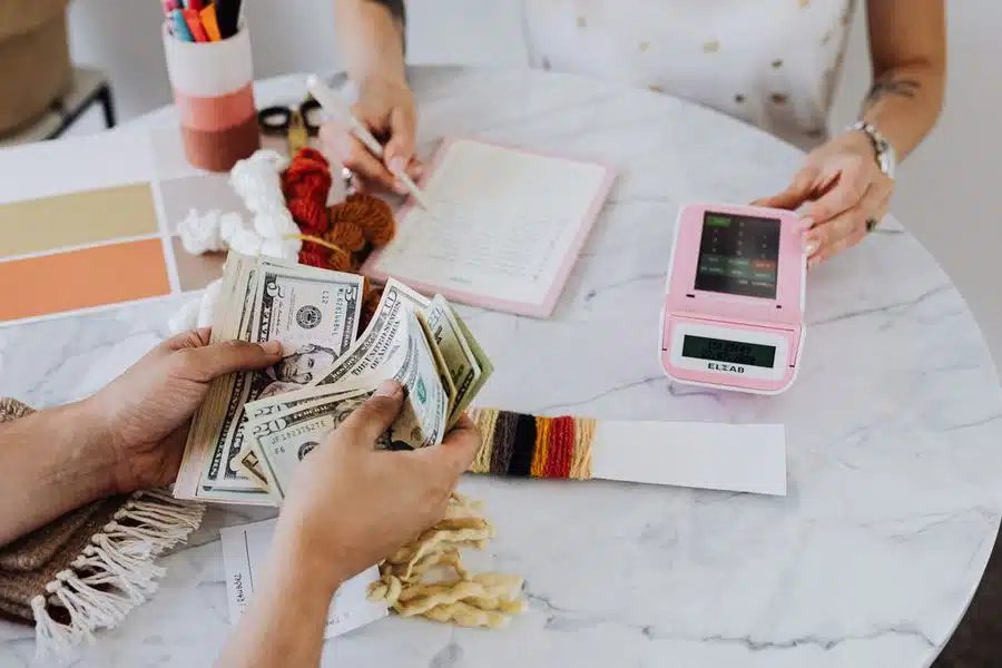 Person paying closing cost in cash