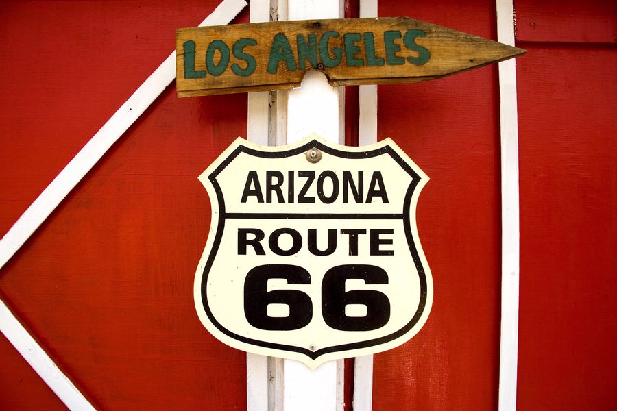 Los Angeles and Arizona road signs